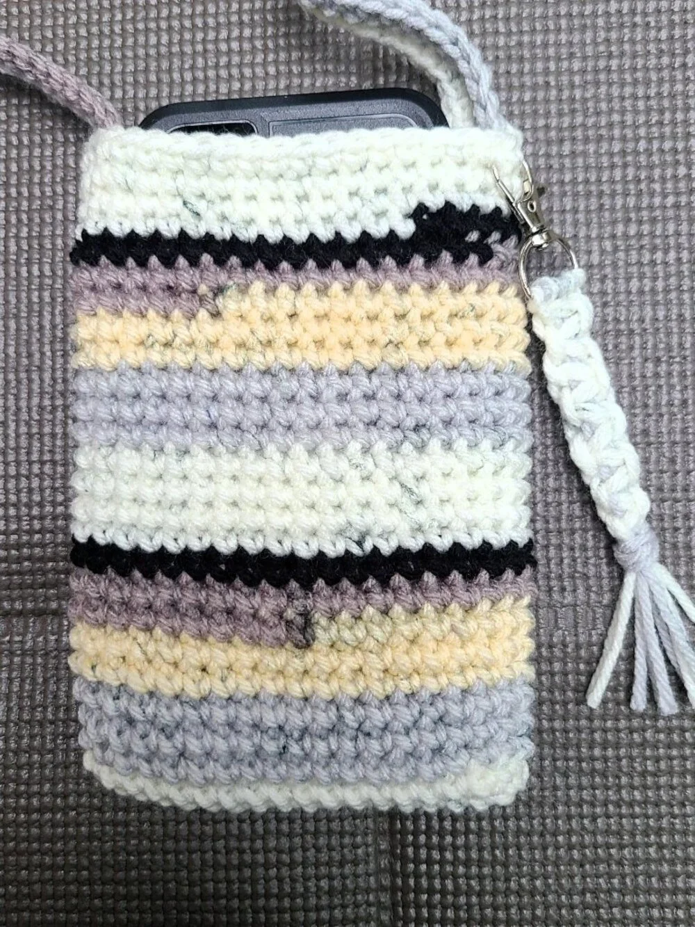 Handmade Hand Crochet Cell Phone Case Holder Crossbody Bag with Charm New